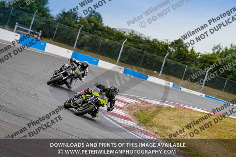 donington no limits trackday;donington park photographs;donington trackday photographs;no limits trackdays;peter wileman photography;trackday digital images;trackday photos